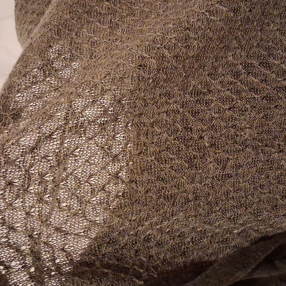 Miss Me Olive Knit Butterfly Top Size Small - Picture 5 of 9